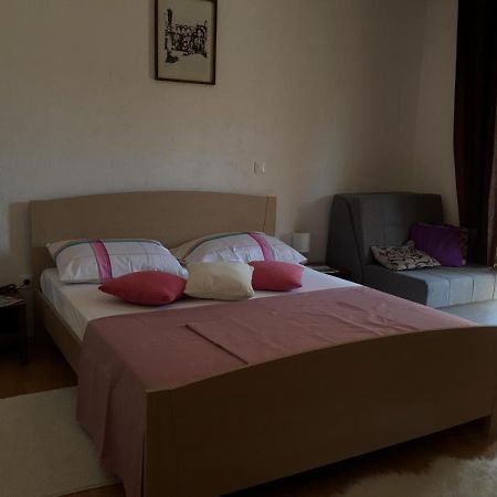 Ferienwohnung Barac Kaštela Exterior foto